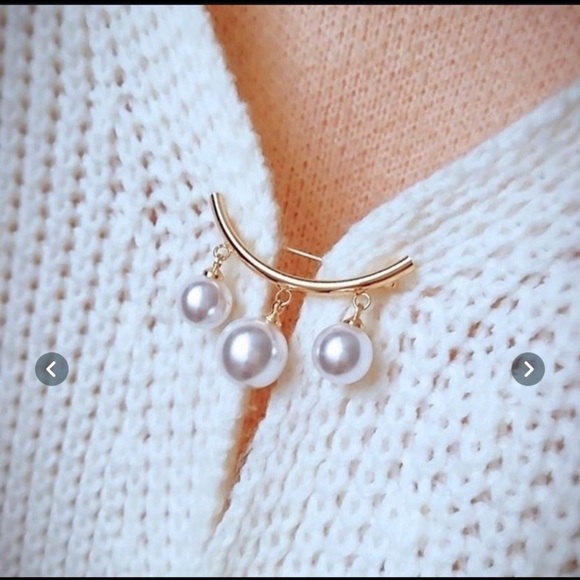 Brooch - Picture 2 of 2